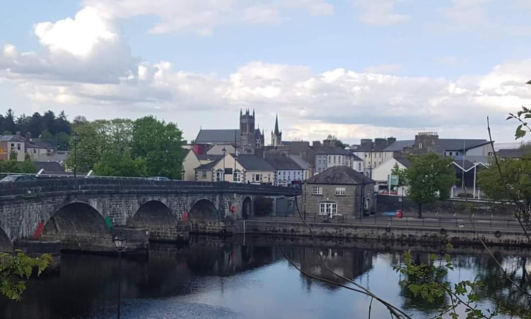 Vila Bridge House Carrick on Shannon Exteriér fotografie